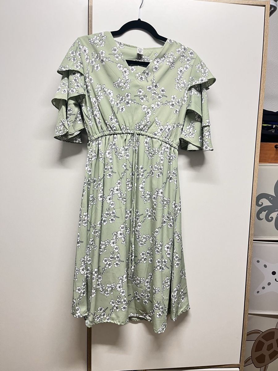 Vestiti: Green floral summer dress with ruffle sleeves - size 38 – Usato da Zürich venduto da Dee_Collections