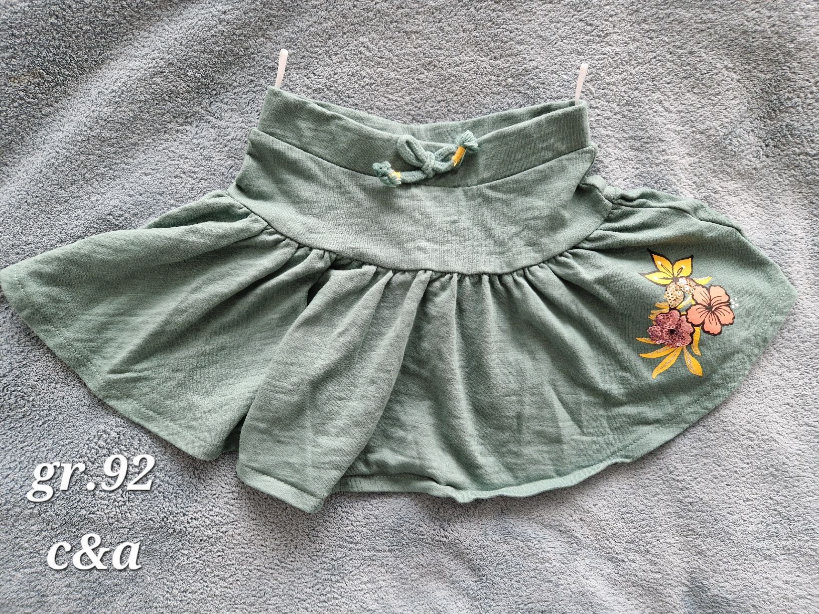 C&A Vestiti & Gonne: Röckli Grösse 92 – Usato da Heimberg venduto da Eleanor20