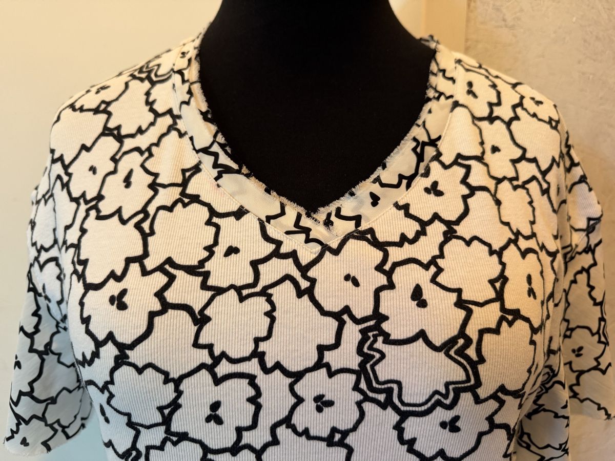 Marc Cain T-shirts: Marc Cain Shirt, Grösse N1 – D'occasion à Oberhasli par anzis 1