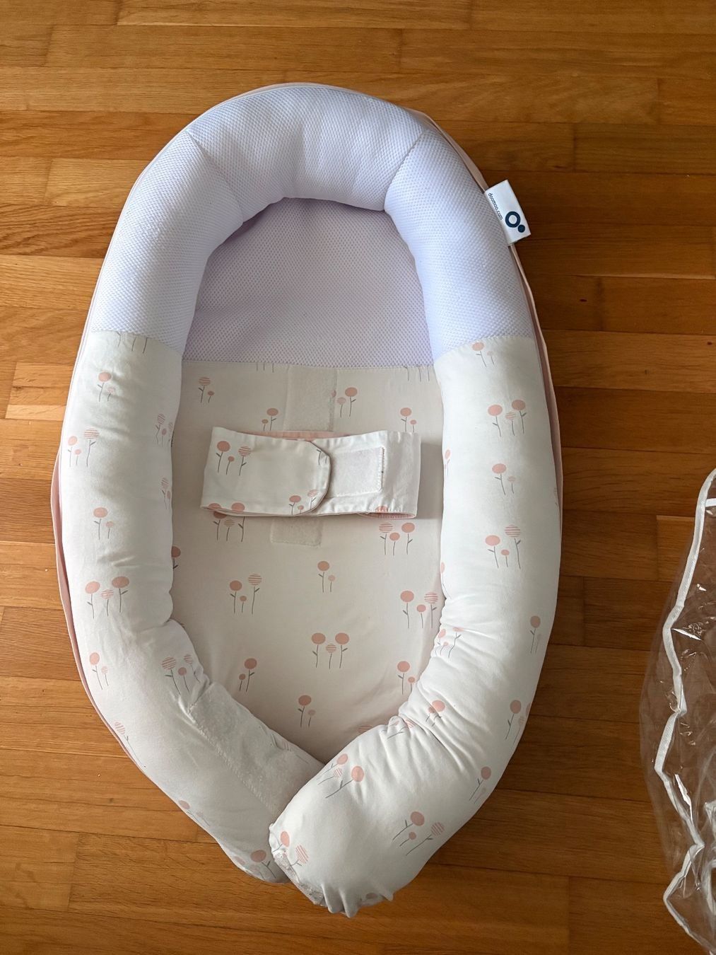 Doomoo Kissen: Doomoo Cocoon Babynest – Gebraucht aus Niederrohrdorf von cer_6kct