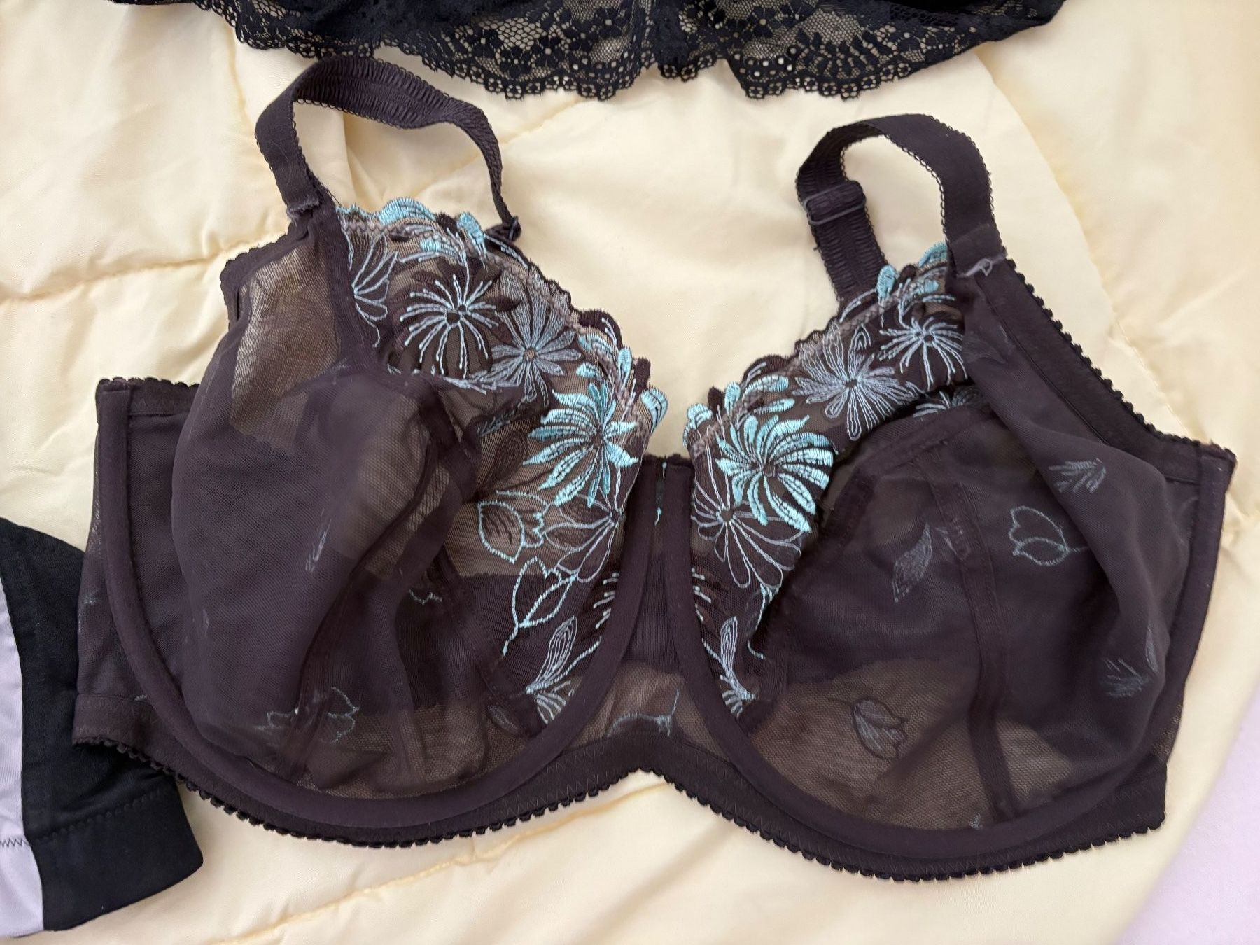 Altra biancheria intima: 4 Bh verschiedene Grössen Plus size – Usato da Zürich venduto da venusandmars 5