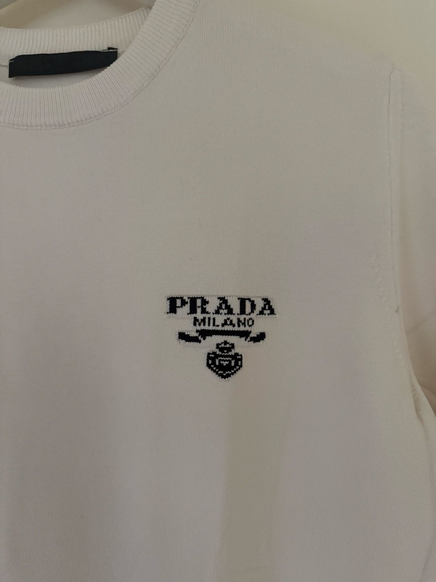 Prada T-shirt: T-shirt prada blanc – Nuovo (secondo la descrizione) da Genève venduto da isa_g5qj 1