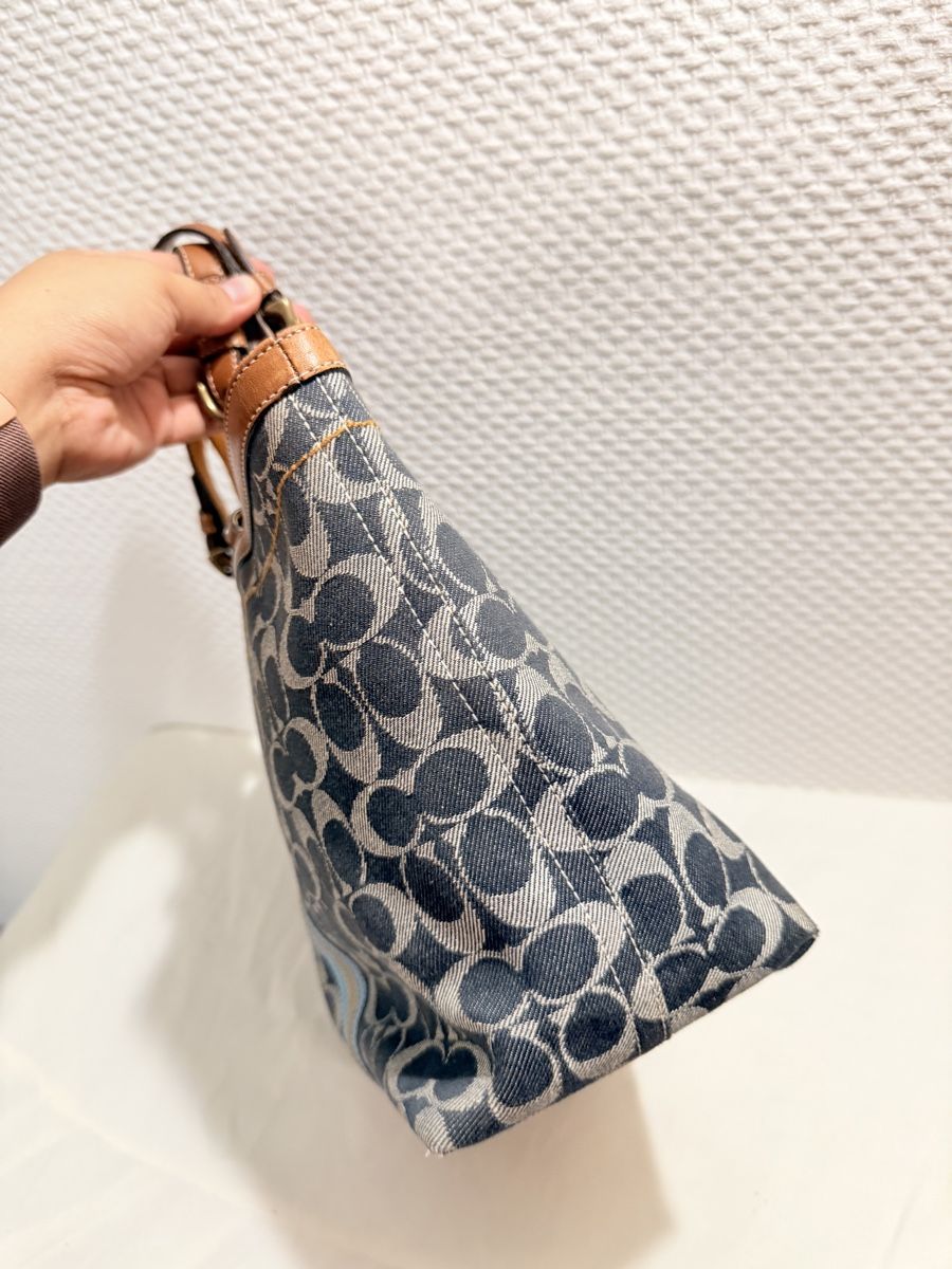 Coach Sacs femmes: Coach Signature Handbag Denim  – D'occasion à Geneve par DarlingVintage 2