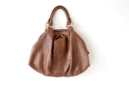Hugo Boss - neuwertige Ledertasche / Hobo Bag - NP ca.600.-