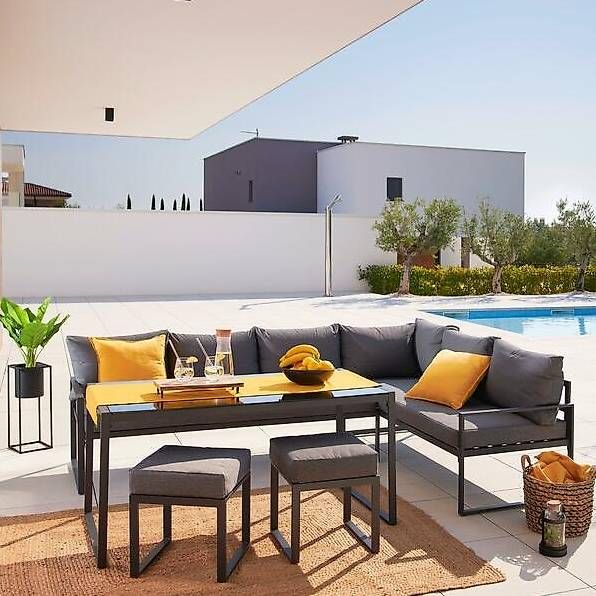 Set de table et chaises: Gartenlounge mit Tisch + 2 Hocker – D'occasion à Illnau par Rokewa 1