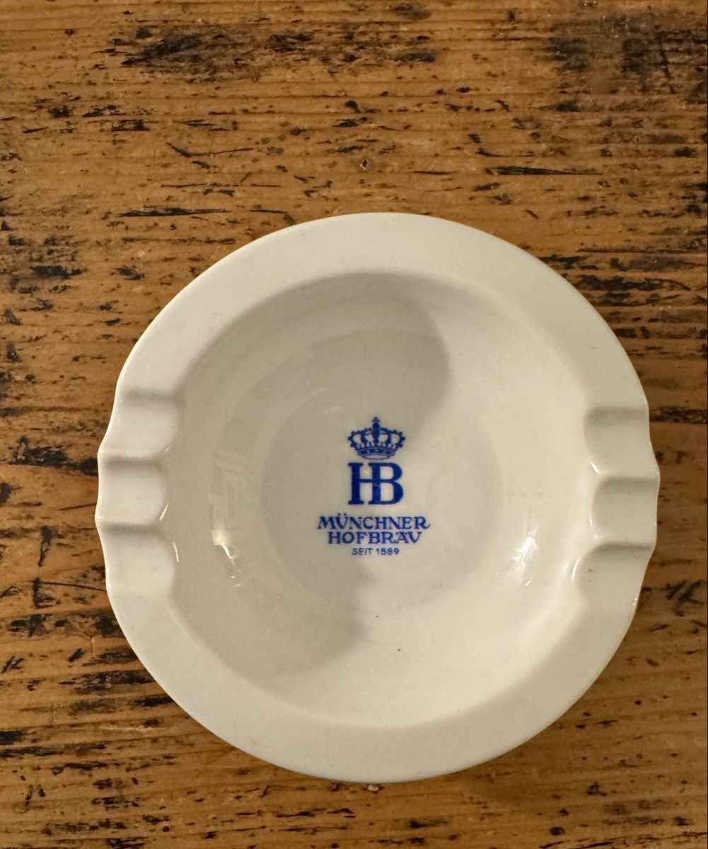 Aschenbecher: Aschenbecher Münchner Hofbräu, ca 1950 – Gebraucht aus Zürich von timaufdemmarkt
