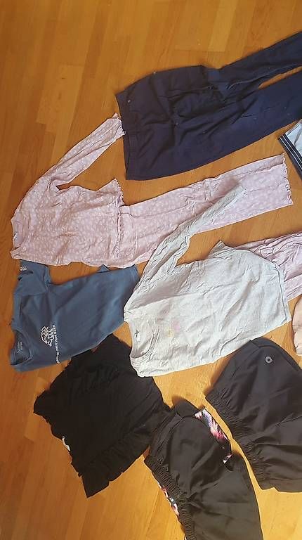 Lotti & Set di vestiti: Kleiderset Mädchen 150 – Usato da Niederwangen b. Bern venduto da thurncaro 2