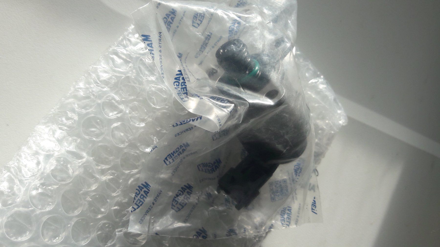Tutti pezzi di ricambio auto: Magneti Marelli Druckregelventil 215820001300 – Nuovo e nell'imballaggio originale da Laufen venduto da Mann455 5