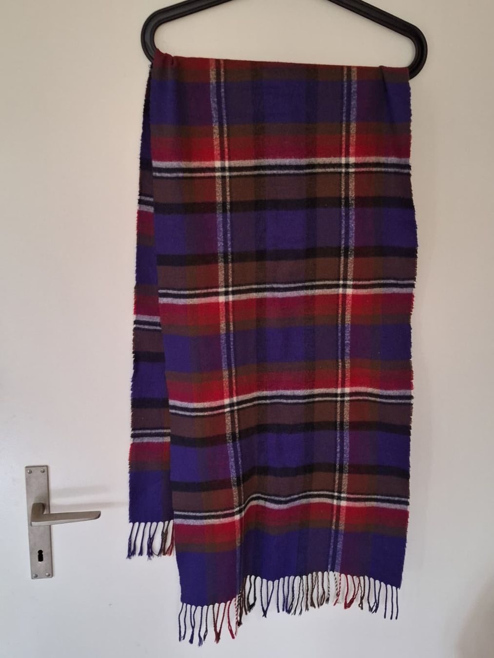 Foulard & Sciarpe: Schal mit Karomuster – Nuovo (secondo la descrizione) da Münchenstein venduto da soistes