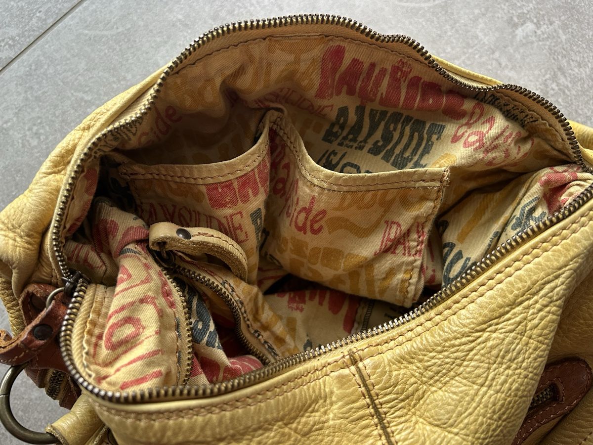 Borse da donna: BAYSIDE LEDER - HAND / UMHÄNGETASCHE – Usato da Nidfurn venduto da cejeisda 8