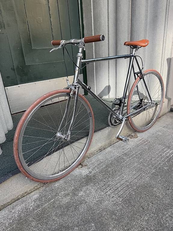 Vélos: New beautiful chrome bike – D'occasion à Zürich par ann_ypn9 1
