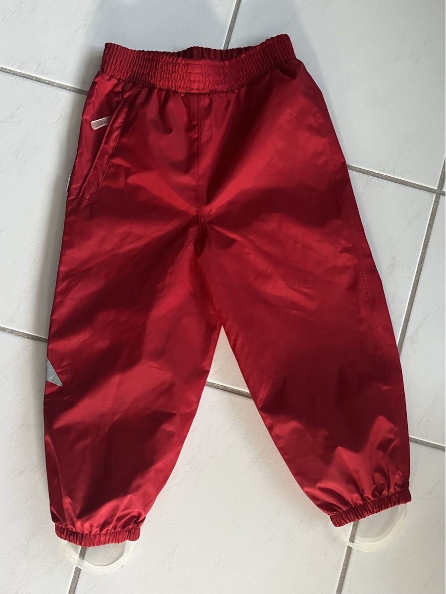 Reima Pantalons: Reima Tec Regenhose Grösse 98 – D'occasion à Uetikon am See par Winnieclaudia