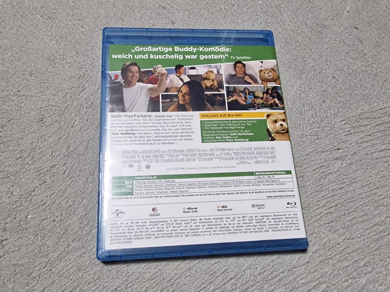 Tous les DVDs: Ted - Blu-Ray - Komödie mit Mark Wahlberg – D'occasion à Neuhausen am Rheinfall par geekgadget 2
