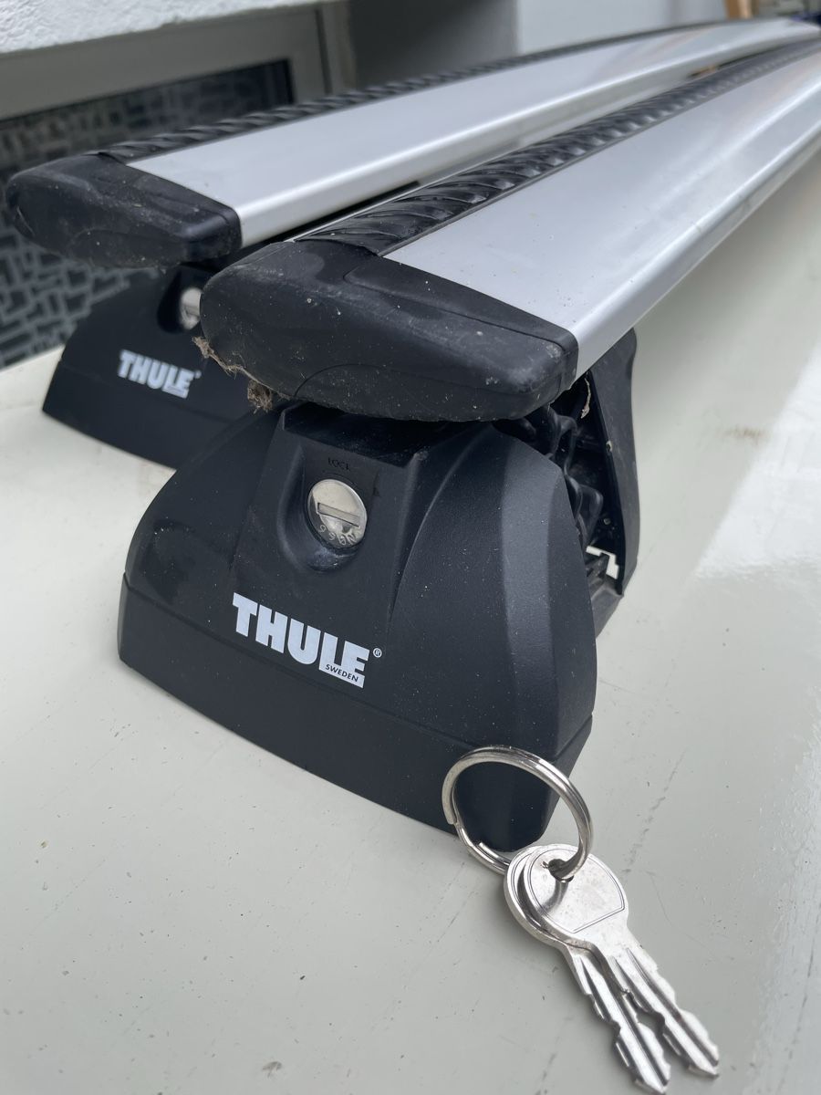 Thule Barres de toit: Thule Dachträger – D'occasion à Nebikon par damaro.01