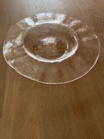 Elegante Glasschale von Glasi Hergiswil, Handarbeit