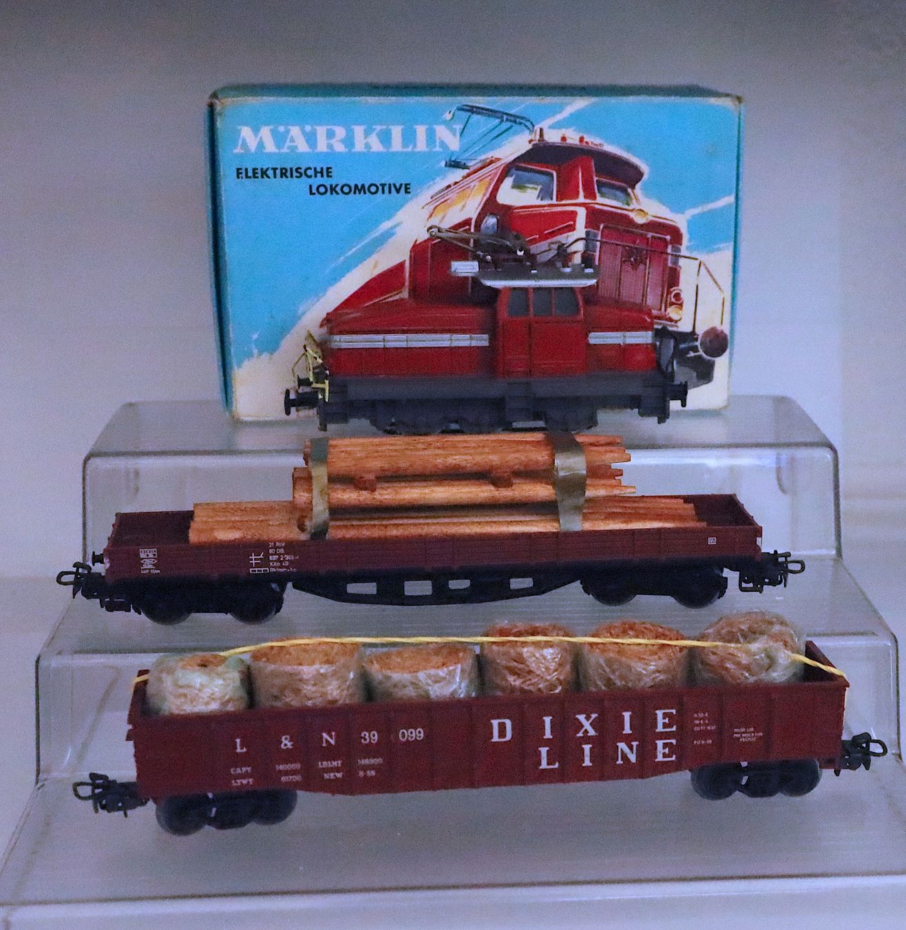 Märklin Modelleisenbahnen: Märklin GÜTERKOMPOSITION – Gebraucht aus Ipsach von locky55 2