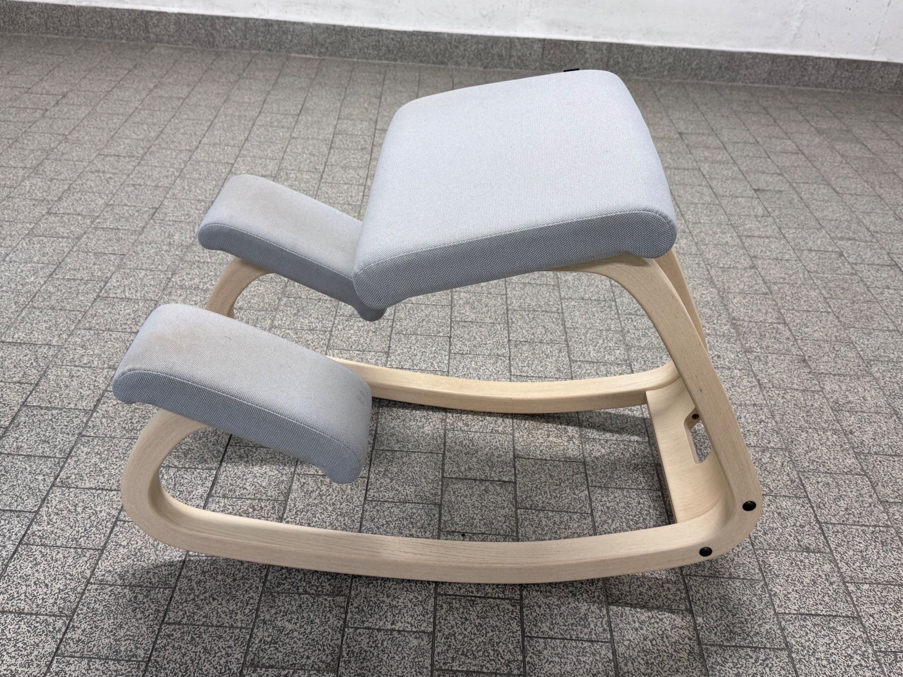 Varier Sedie: Varier Variable Kniestuhl – Usato da Rüschlikon venduto da eth_9zzk 2