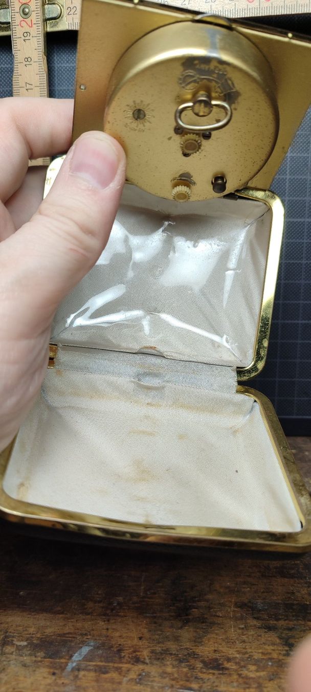 Sveglie: Wunderschöner alter Wecker Reisewecker Nr 2 – Usato da Gelterkinden venduto da MYSTOREFORYOU4460 6