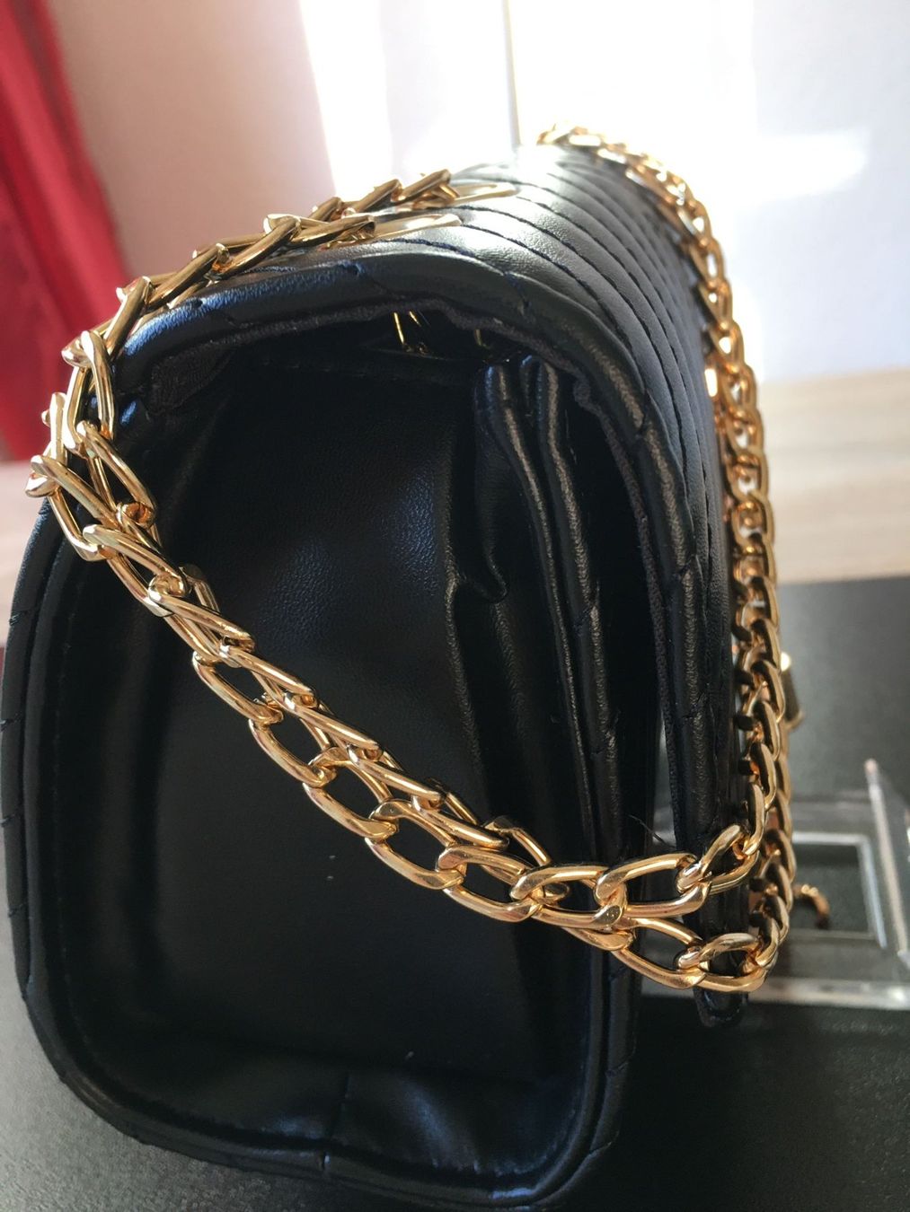 Borse da donna: 185 Schwarze V-Handtasche – Nuovo (secondo la descrizione) da Sion venduto da NoblesOfHelvetia 3