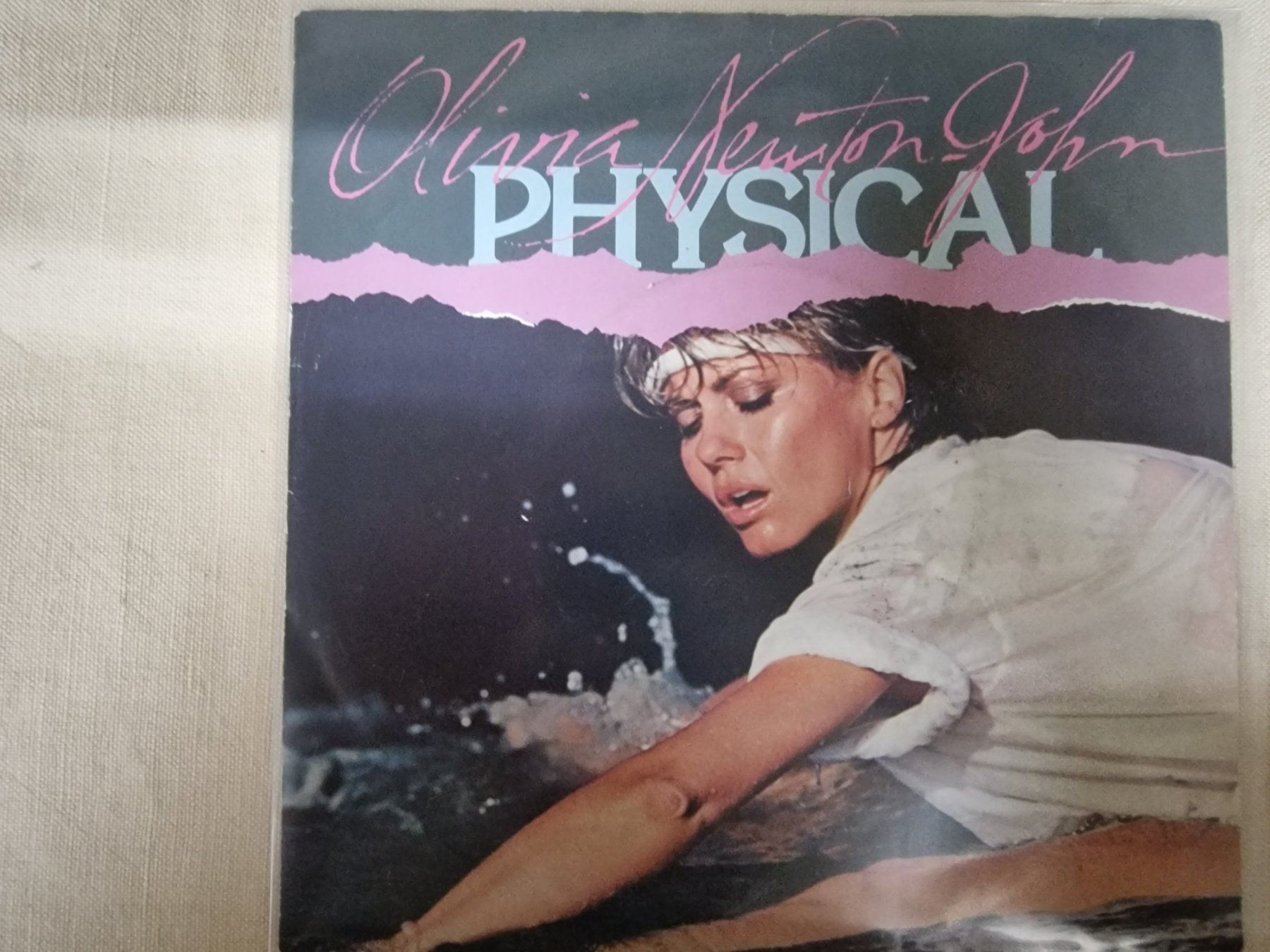 Schallplatten: Olivia Newton-John Single – Physical – Gebraucht aus Root von