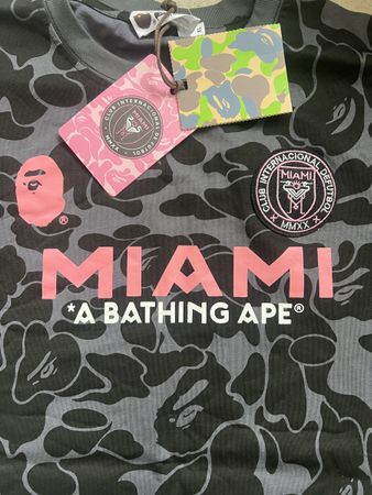 BAPE x Inter Miami CF Camo T-Shirt, Grösse XL, Neuwertig