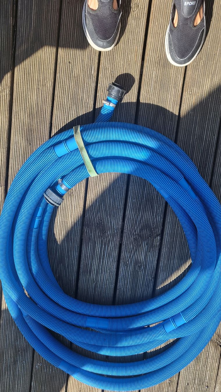 Piscine: Schlammsauger (Biofitec) Set komplett mit Eigenbau Steinab. – Usato da Büren SO venduto da Muchepe1 6