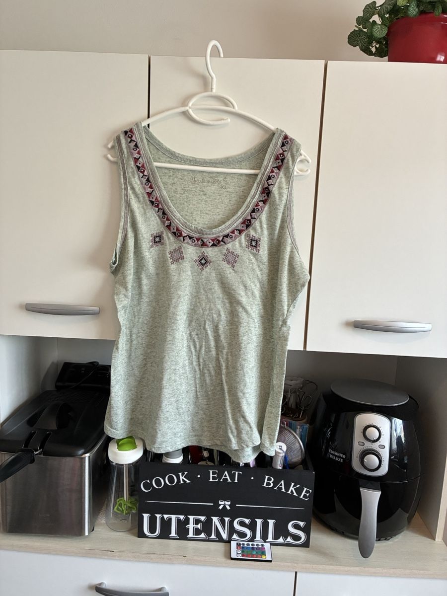 Top: Top – Usato da Ostermundigen venduto da Didi-Mader