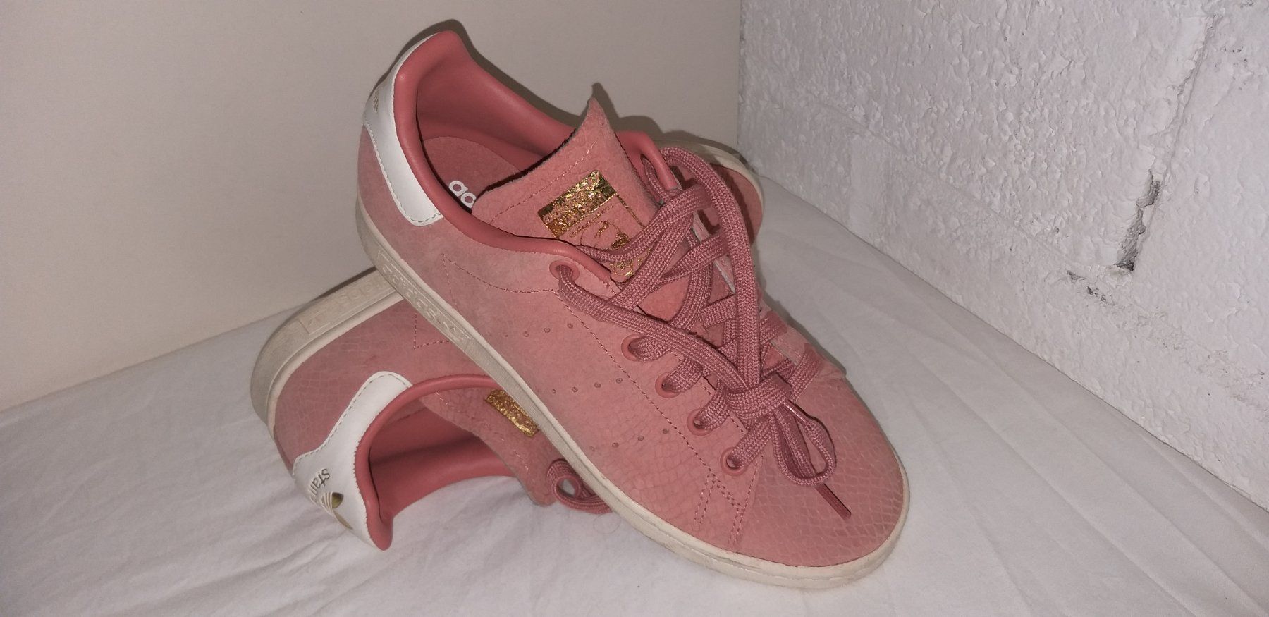 Adidas Damenschuhe: Chaussures/Schuhe ADIDAS STAN SMITH     Pointure/Grosse 37,5 – Gebraucht aus Cossonay-ville von Super-Price-Quality 6