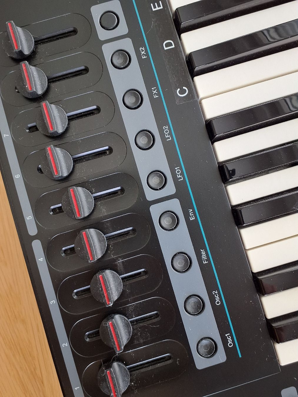 Strumenti musicali: Nektar Panorama T4 Midi-Keyboard und Controller – Usato da Entlebuch venduto da friedli77 2