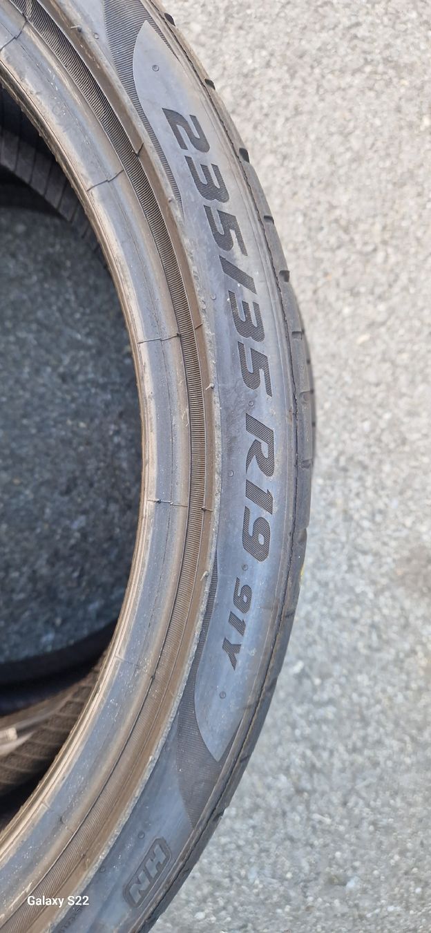Pirelli Pneumatici & Ruote complete: Sommerpneu 235/35/R29 – Usato da herzogenbuchsee venduto da jamma01 3