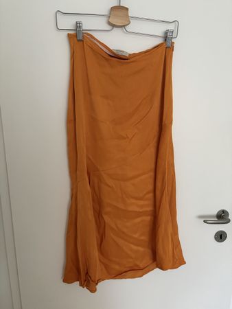 Pull&Bear orange satin Midi Skirt - Size M 