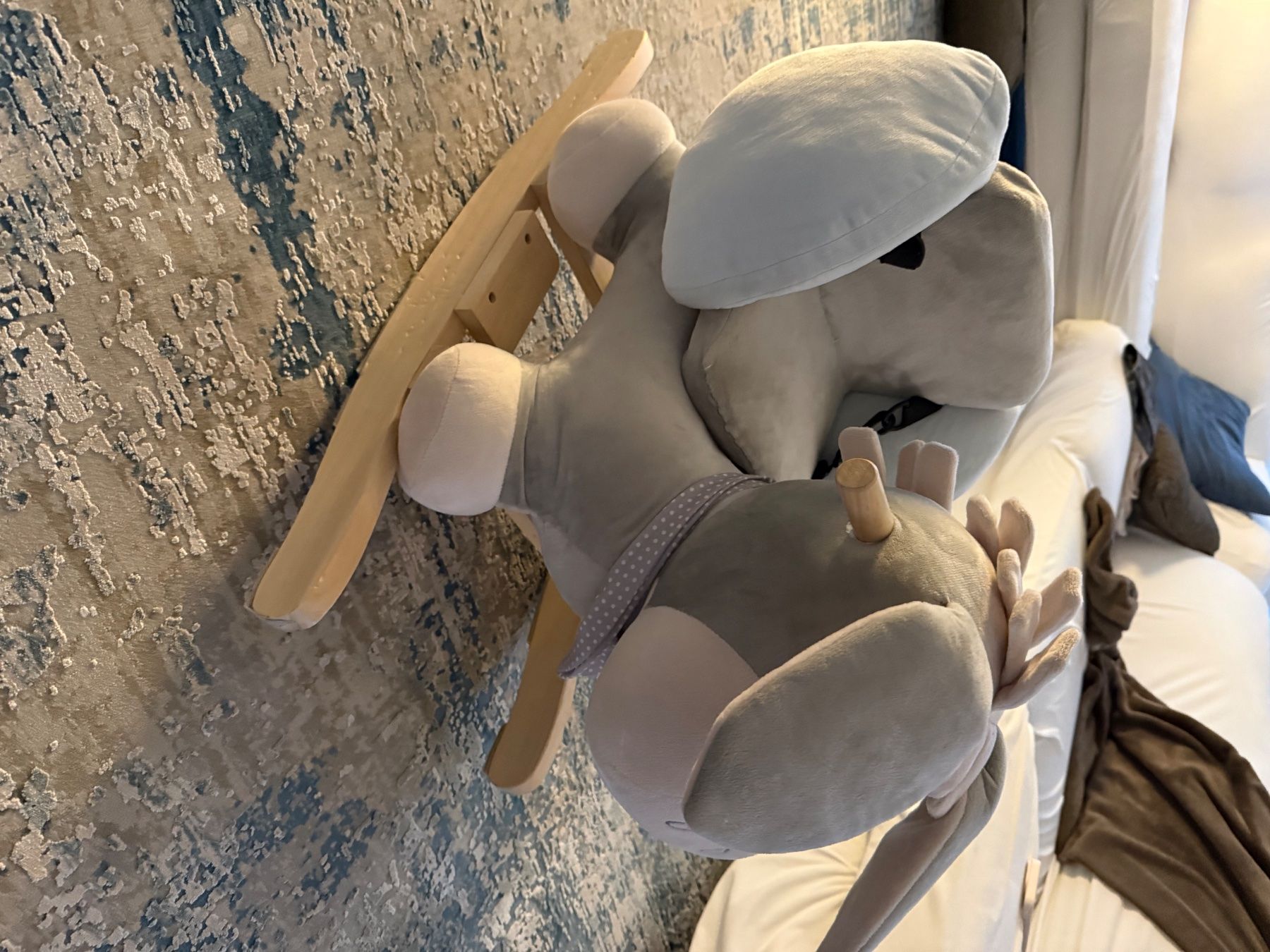 Jouets: Plüsch-Schaukelpferd – D'occasion à Dübendorf par Claudia.a.santini 1