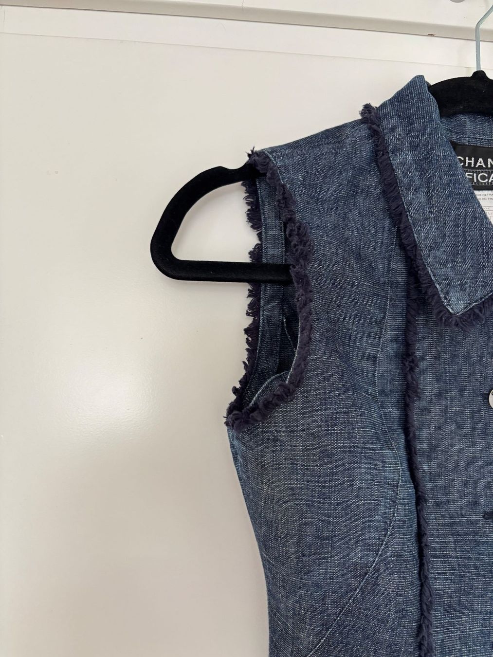 Chanel Top: CHANEL Denim top 34 F – Nuovo (secondo la descrizione) da Herrliberg venduto da mayfi 2