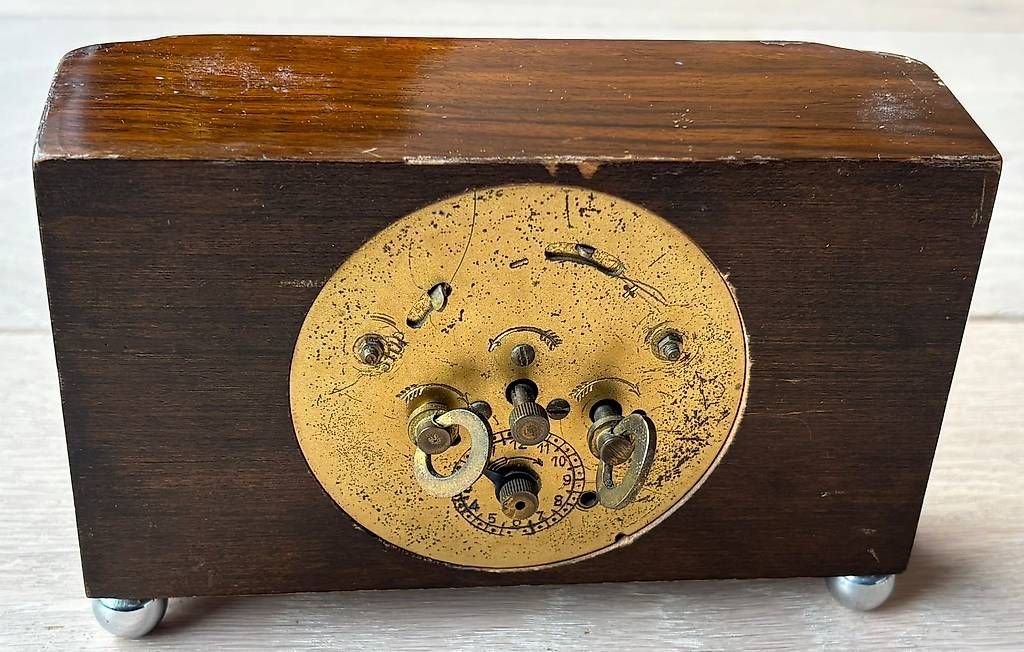 Orologi da terra & Orologi da parete: Tischuhr der Marke Junghans/Pendulette de table Junghans – Usato da Adliswil venduto da Heimite 2