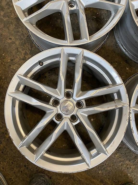 Felgen: Seat Felgen – Gebraucht aus Oetwil am See von CarParts 2