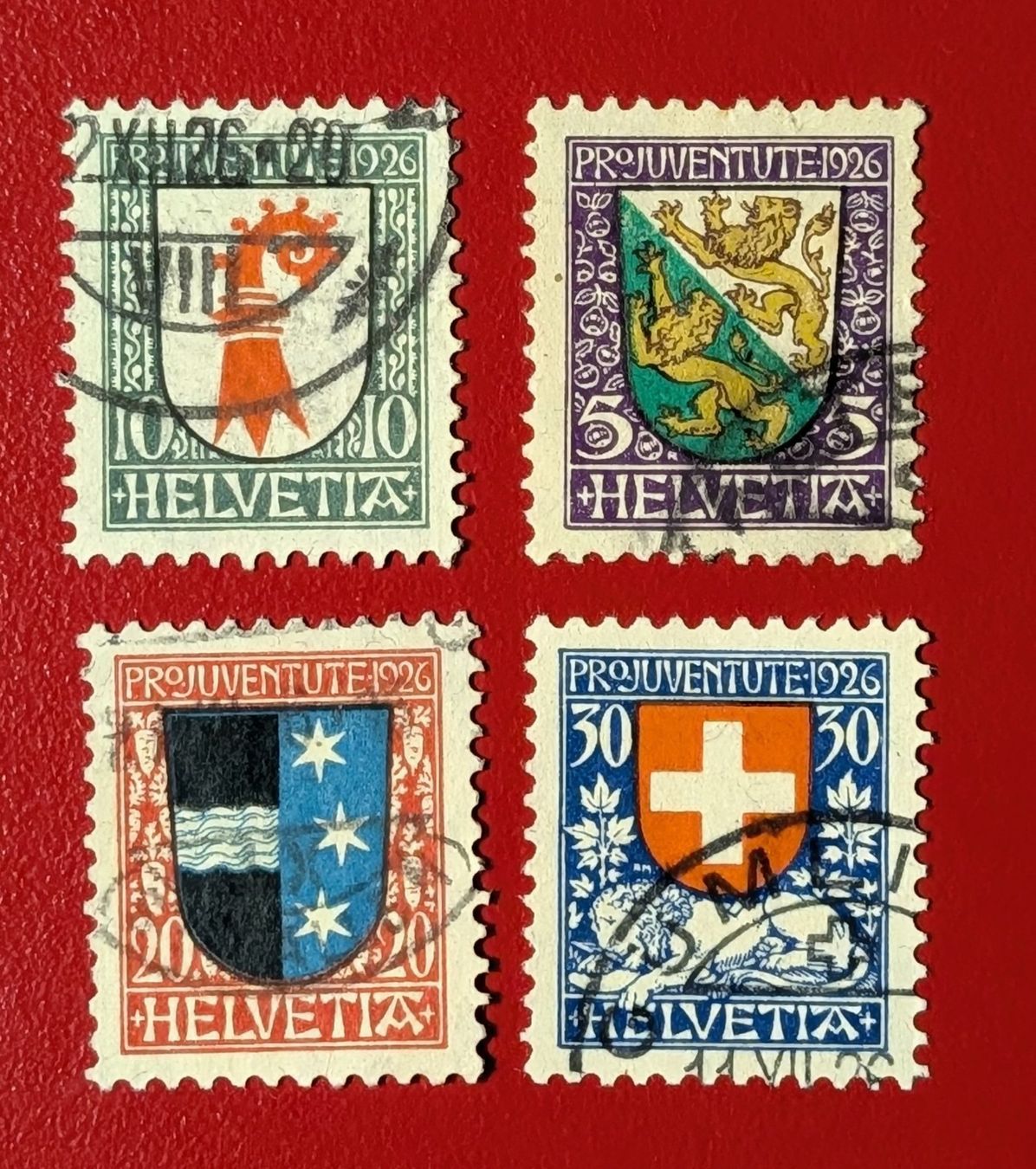 Tutti i francobolli: PRO JUVENTUTE SATZ 37 - 40 1926 GESTEMPELT – Usato da Düdingen venduto da Quartierstrasse