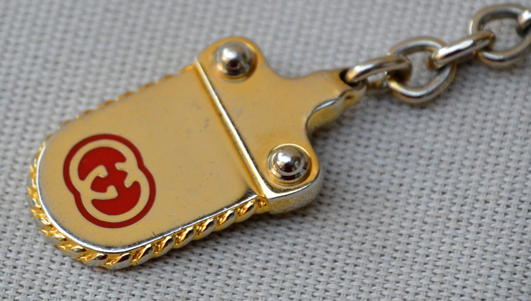 Gucci Schlüsselanhänger & - bänder: Gucci Schlüsselanhänger / Porte-clés – Gebraucht aus Collonges von arashee 3
