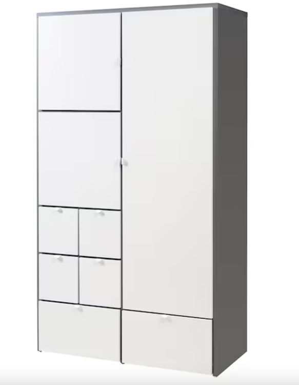 Geräumiger Kleiderschrank mit viel Stauraum Ikea Visthus Kaufen auf