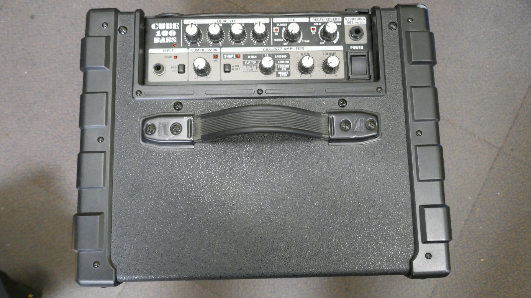 Roland Amplificateurs: Roland Cube 100 Bass – D'occasion à Wenslingen par FairlightCMI 1