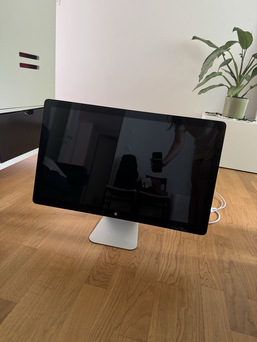 Monitor: Apple Thunderbolt Display – Usato da Binningen venduto da len_8gcj