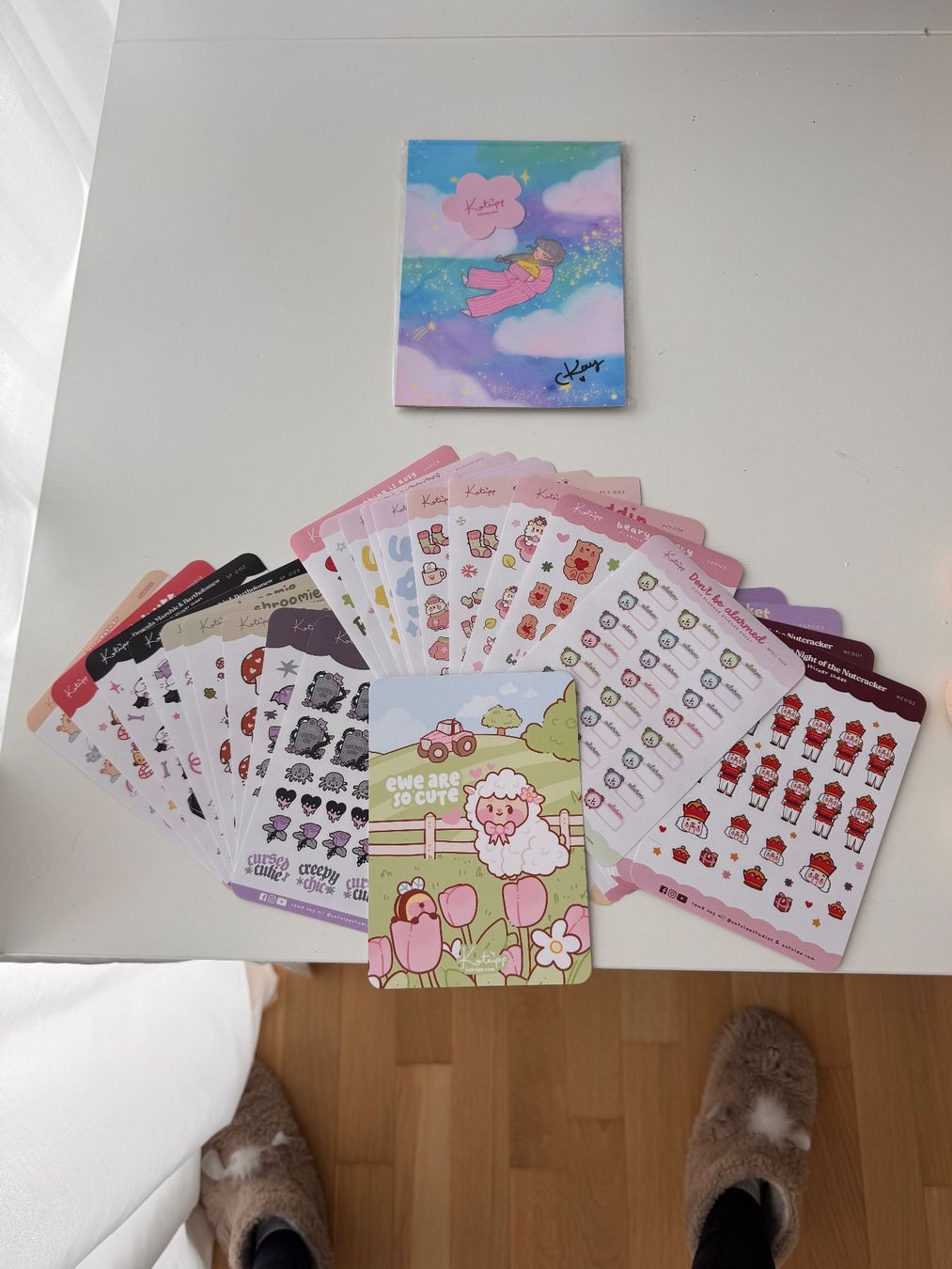 Sticker: Katnipp Studios Sticker, 30 Sticker Sheets, 1 Print – Nuovo (secondo la descrizione) da Brunnen venduto da Moona22