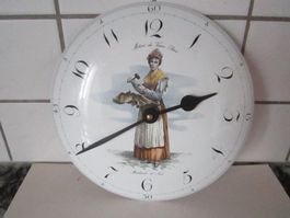 Email-Uhr 23cm Durchmesser.