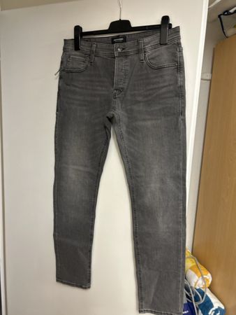 hose neu jack u jones 33/32