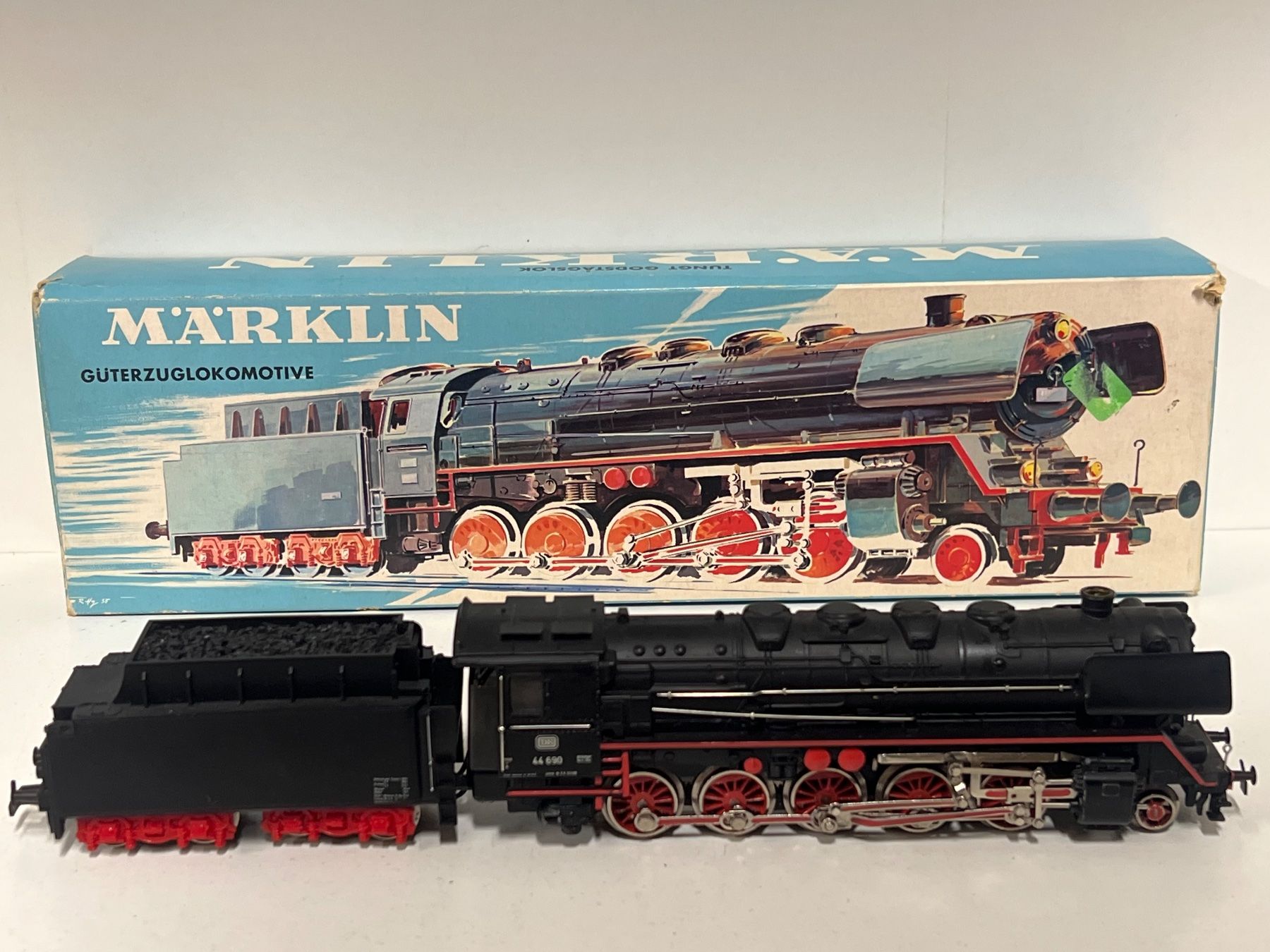 Märklin Modelleisenbahnen: Märklin 3047 BR 44 DB  H0 AC ANALOG – Gebraucht aus Neuenhof von ludovicco 1