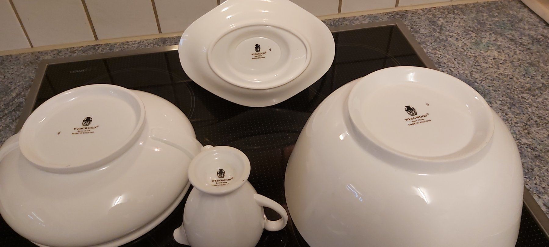 Geschirrsets: WEDGWOOD bone China, Geschirrset – Neu (gemäss Beschreibung) aus Greppen von 86Sina 2