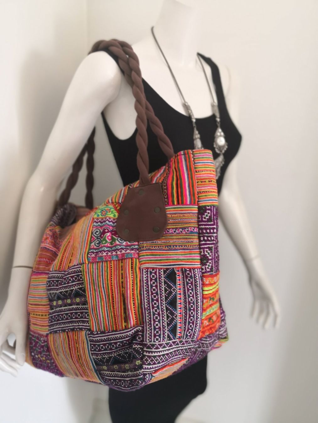 Taschen für Damen: 🤩BOHO-CHIC HANDGEMACHTE ETHNO PATCHWORK XXL TASCHE NEU – Neu (gemäss Beschreibung) aus Olten von Naja-Twins-Twins 3