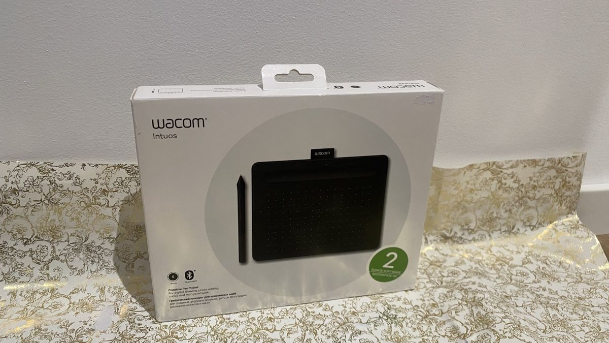 Wacom Tablettes PC: Wacom Intuos, creative pen tablet – Neuf avec emballage d'origine à Hellikon par anj_qtk7
