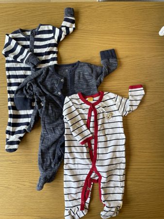 3xBaby Schlafanzüge Gr. 62