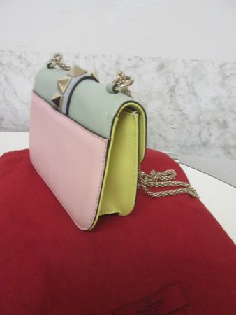 Valentino Garavani Rockstud Umhängetasche, Leder, neu