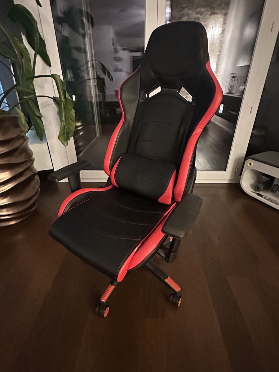 Stühle: Gamingstuhl – Gebraucht aus Oberhasli von salsero99